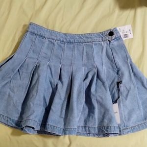 Forever 21 Pleated Denim Mini Skirt